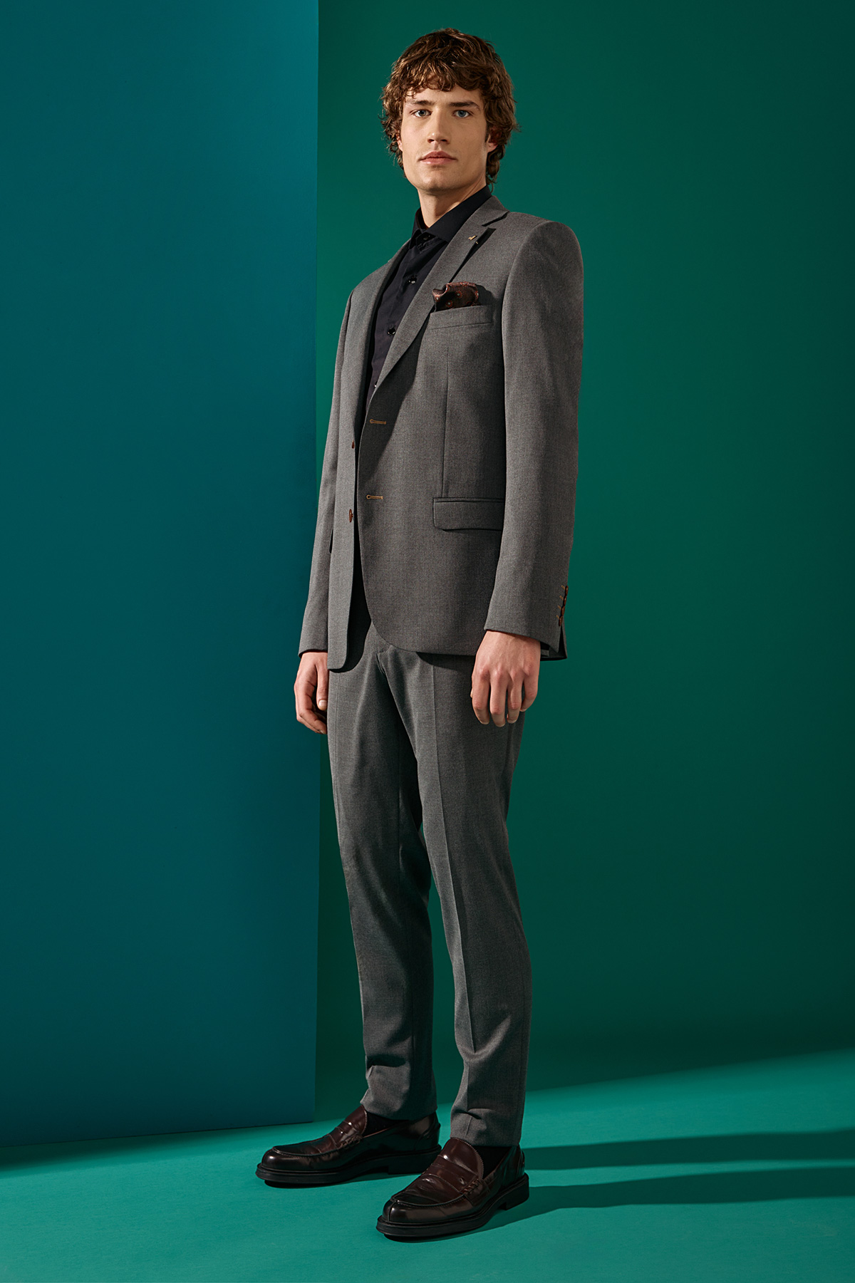Κοστούμι Bizzaro με Πέτο σε Γκρι Χρώμα 855 και Slim Fit Εφαρμογή - Image 4