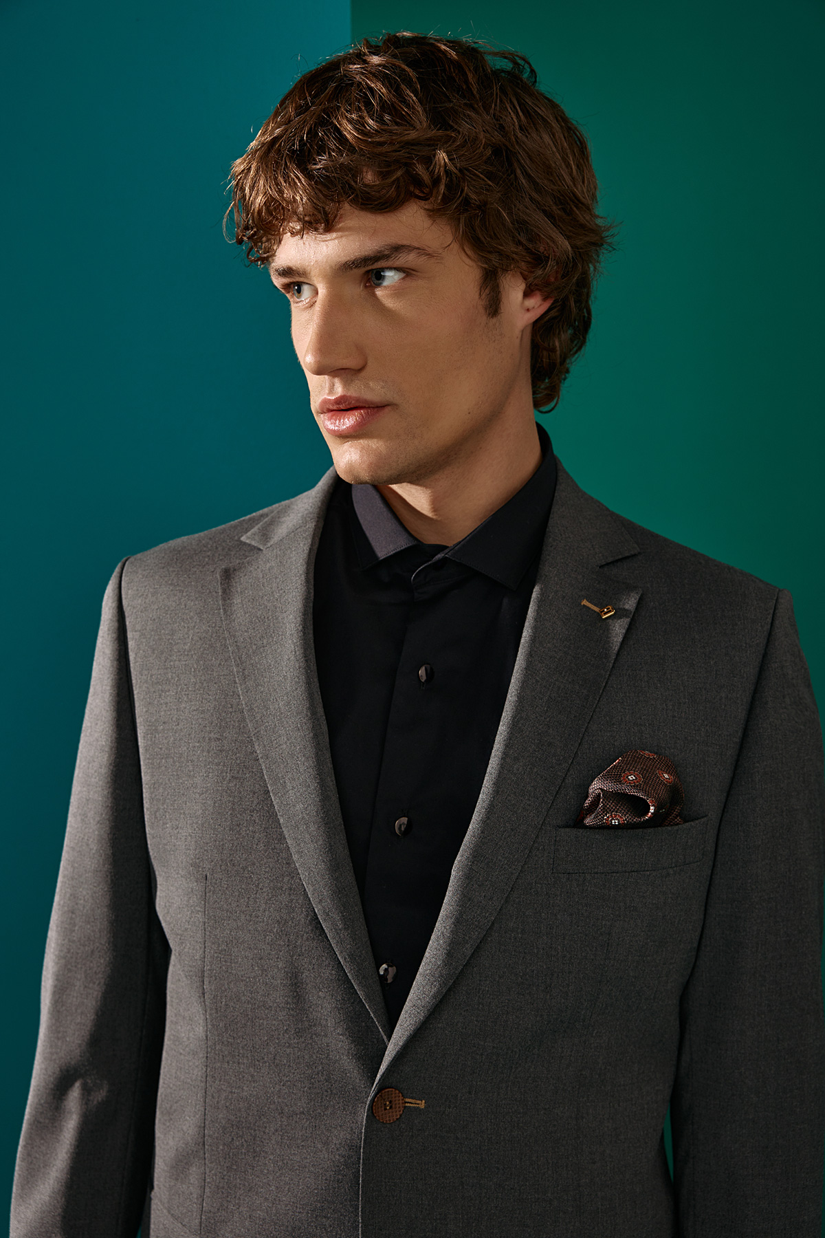 Κοστούμι Bizzaro με Πέτο σε Γκρι Χρώμα 855 και Slim Fit Εφαρμογή - Image 8