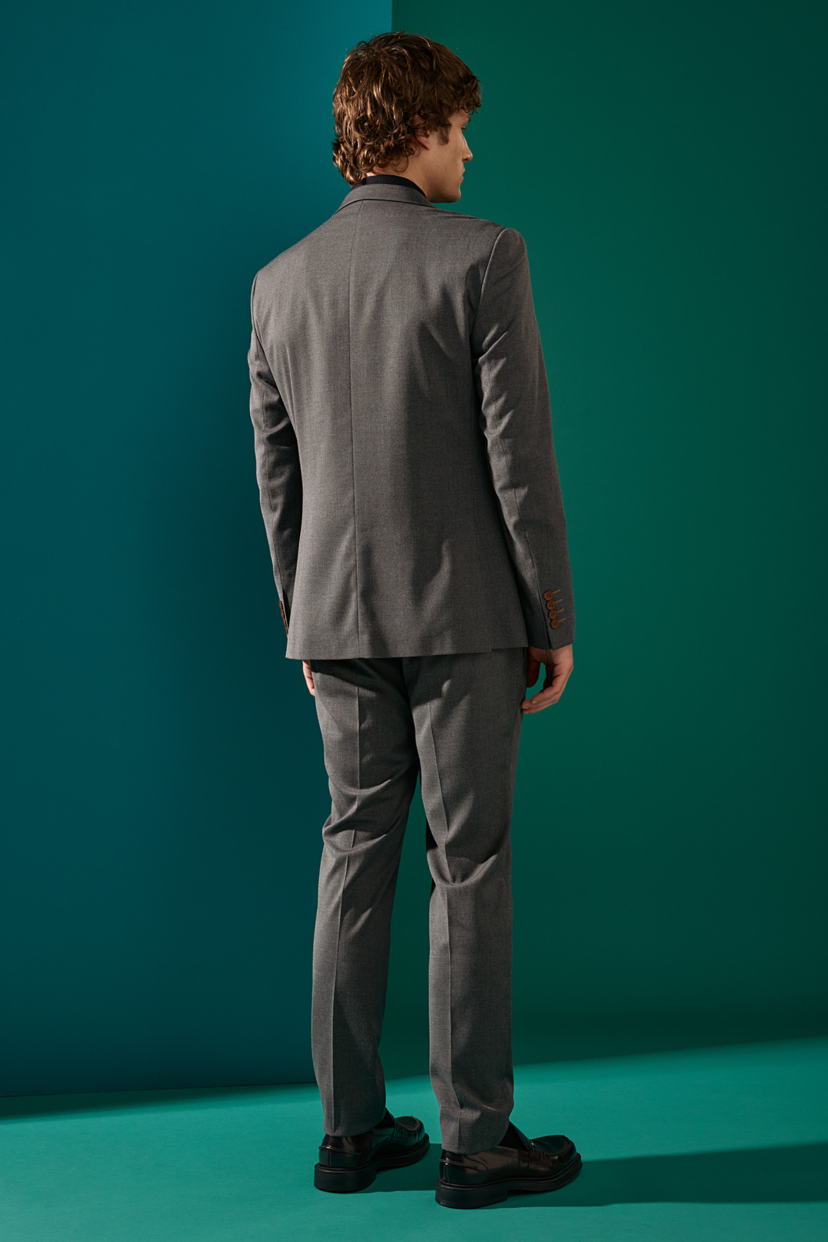 Κοστούμι Bizzaro με Πέτο σε Γκρι Χρώμα 855 και Slim Fit Εφαρμογή - Image 10