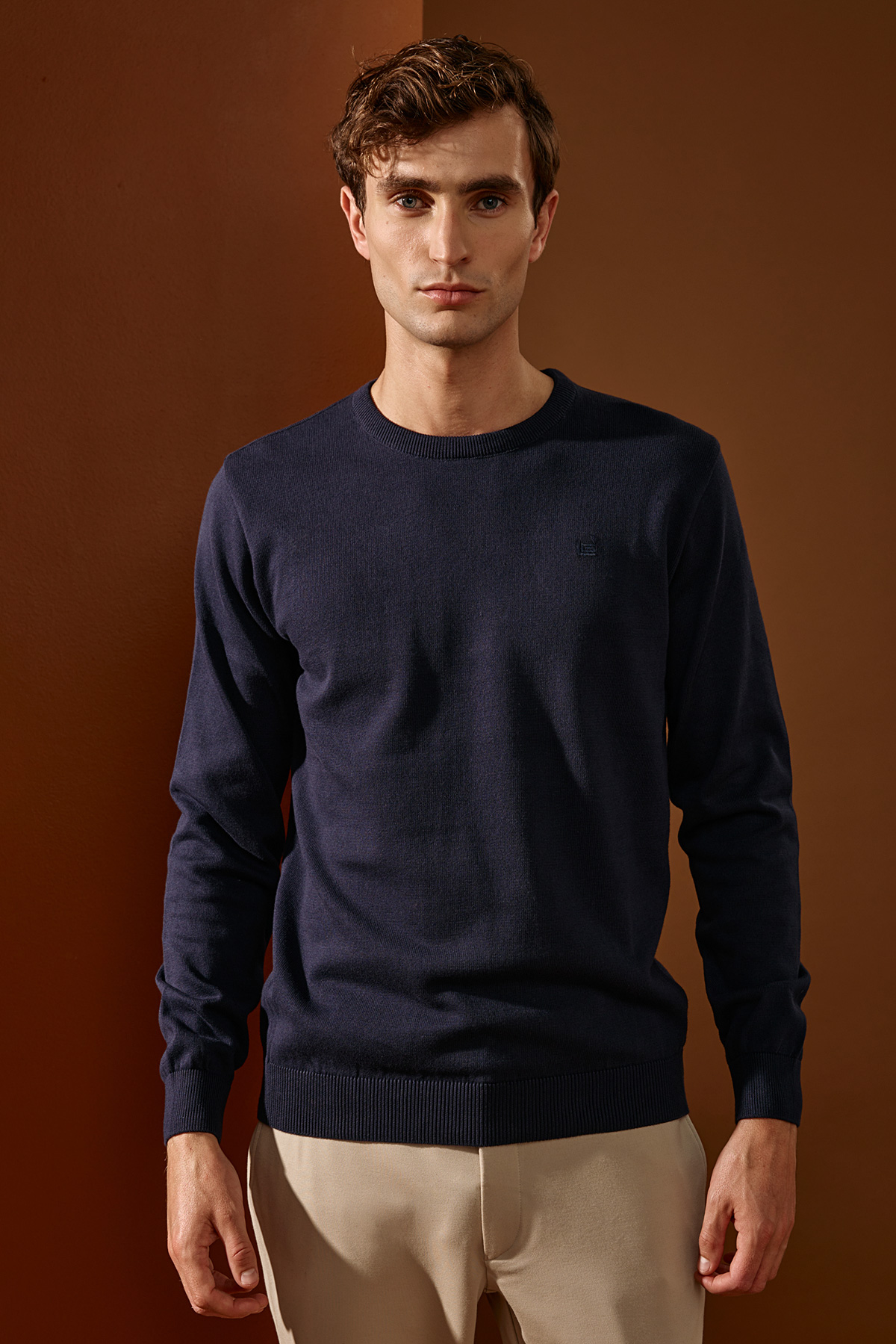 Alternative view of Guy Laroche Πλεκτή Βαμβακερή Μπλούζα Κολλεγίου με Λαιμόκοψη σε Μπλε Χρώμα