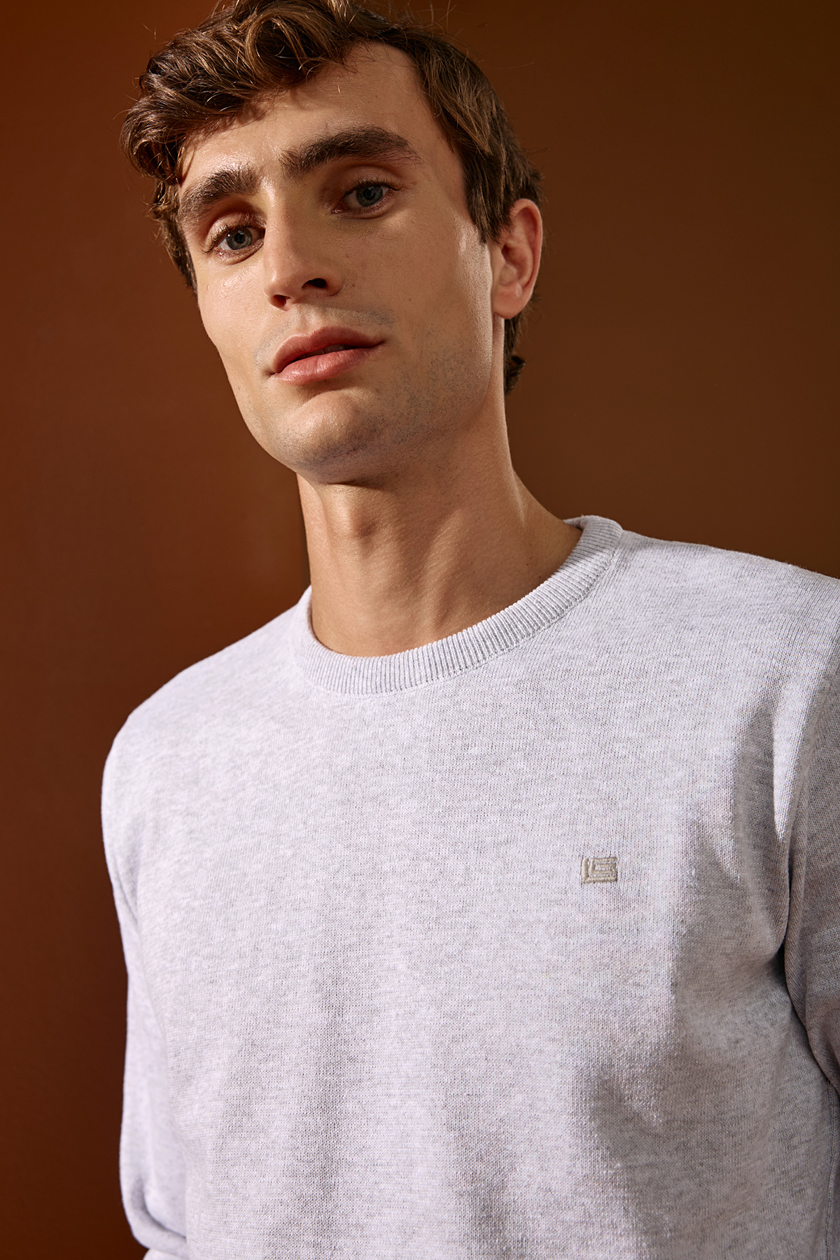 Guy Laroche Πλεκτή Βαμβακερή Μπλούζα Κολλεγίου με Λαιμόκοψη σε Melange Gray Χρώμα - Image 6