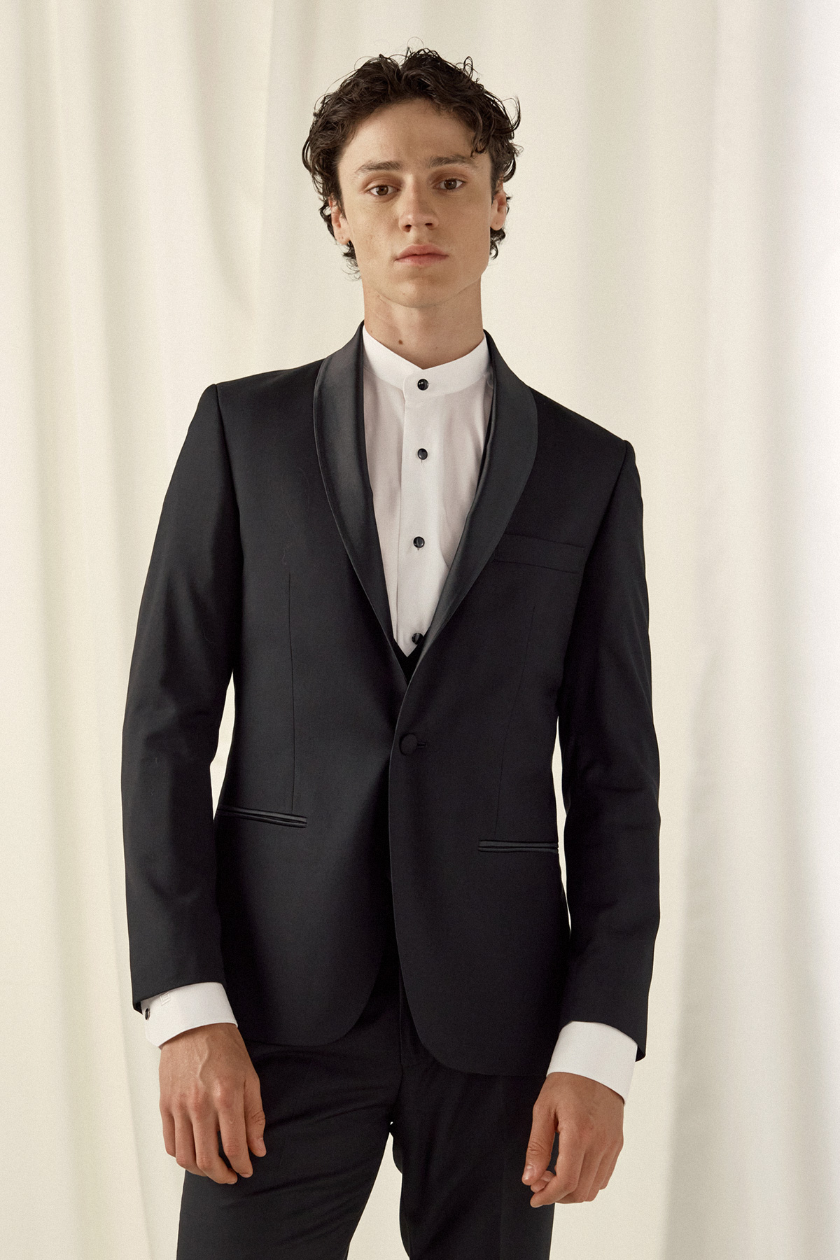 Κοστούμι Σμόκιν 859G-081 σε Μαύρο Χρώμα και Slim Fit Εφαρμογή Bizzaro - Image 5