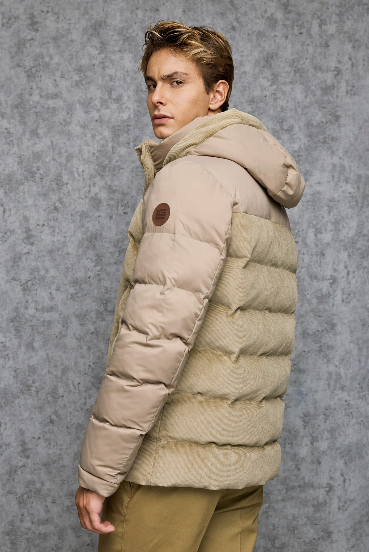 Guy Laroche Μπουφάν Με Κουκούλα σε BEIGE Χρώμα - Image 10