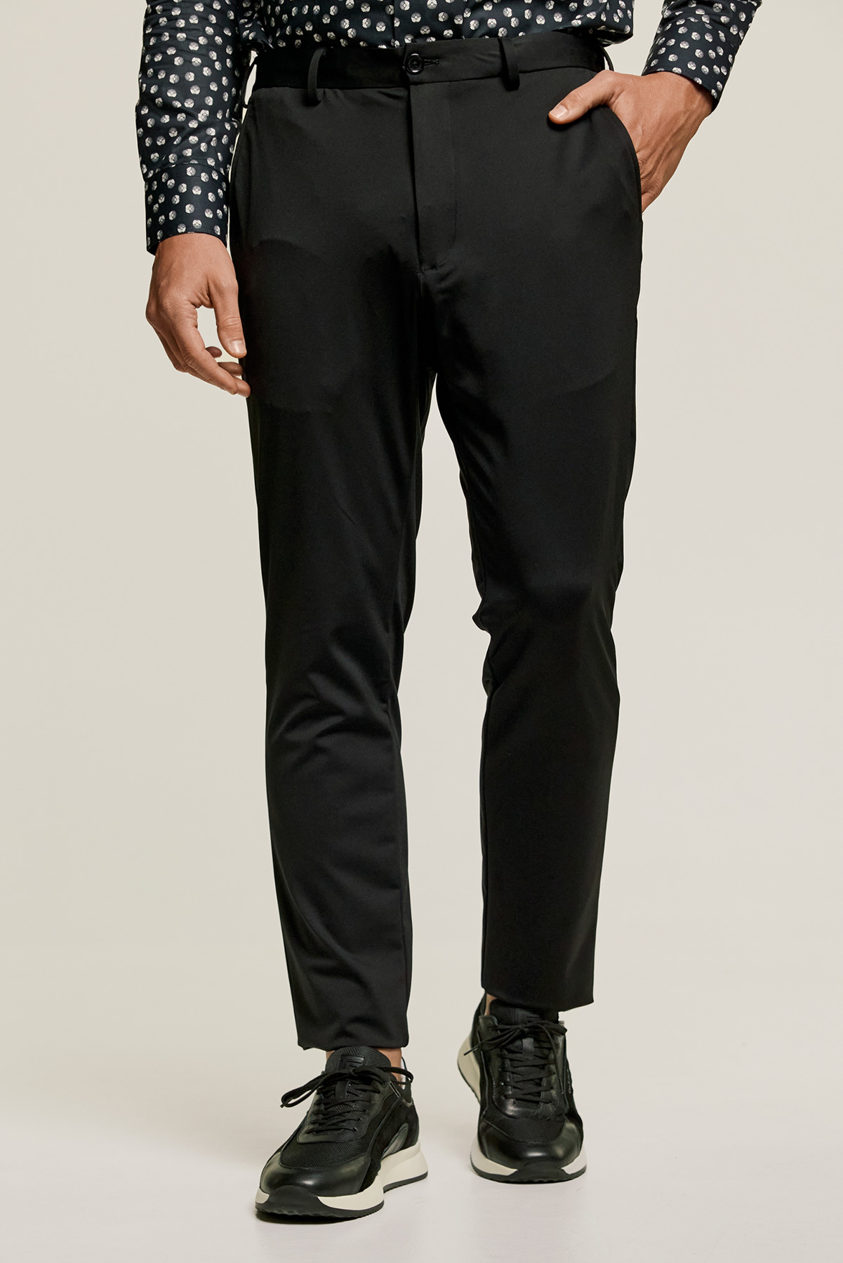 Ανδρικό Παντελόνι Με Λάστιχο σε BLACK Χρώμα, Slim Fit BIZZARO - Image 4