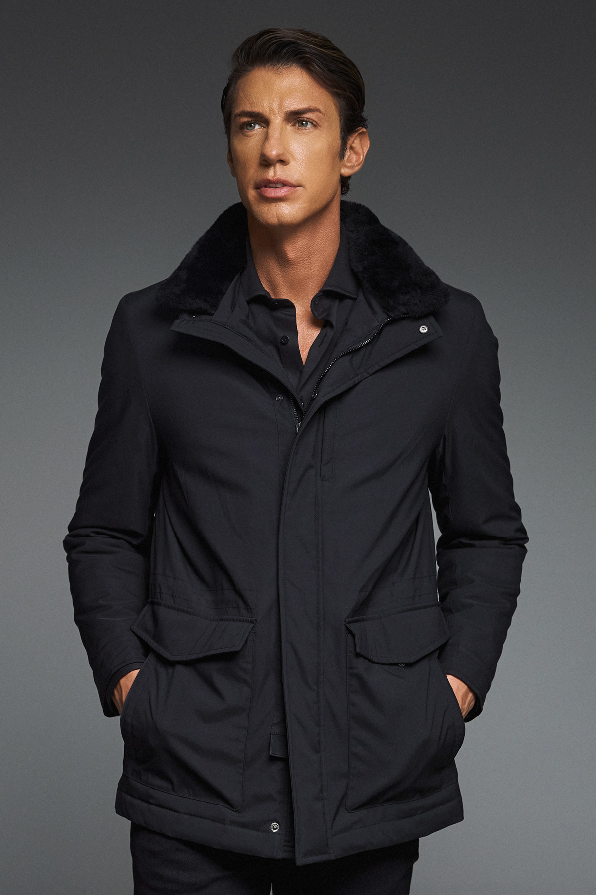 Guy Laroche Τζάκετ με Οικολογική Γούνα στο Γιακά σε Μαύρο Χρώμα - Image 5