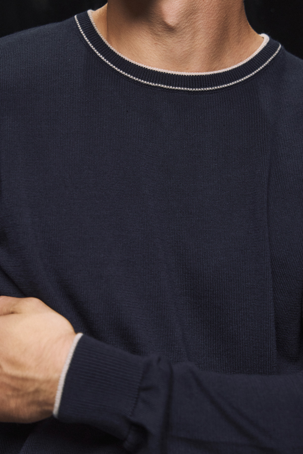 Guy Laroche Μπλούζα Λαιμόκοψη Βαμβακερή σε Blue Χρώμα με Regular Fit - Image 3