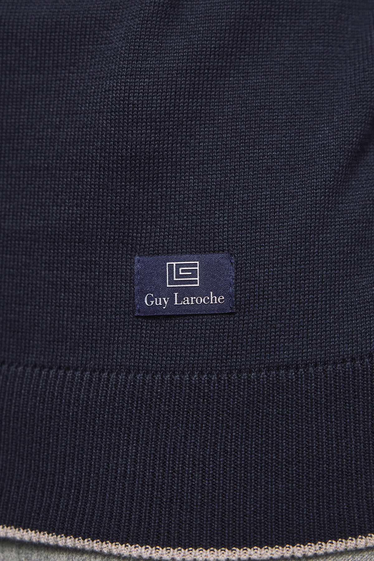 Guy Laroche Μπλούζα Λαιμόκοψη Βαμβακερή σε Blue Χρώμα με Regular Fit - Image 4