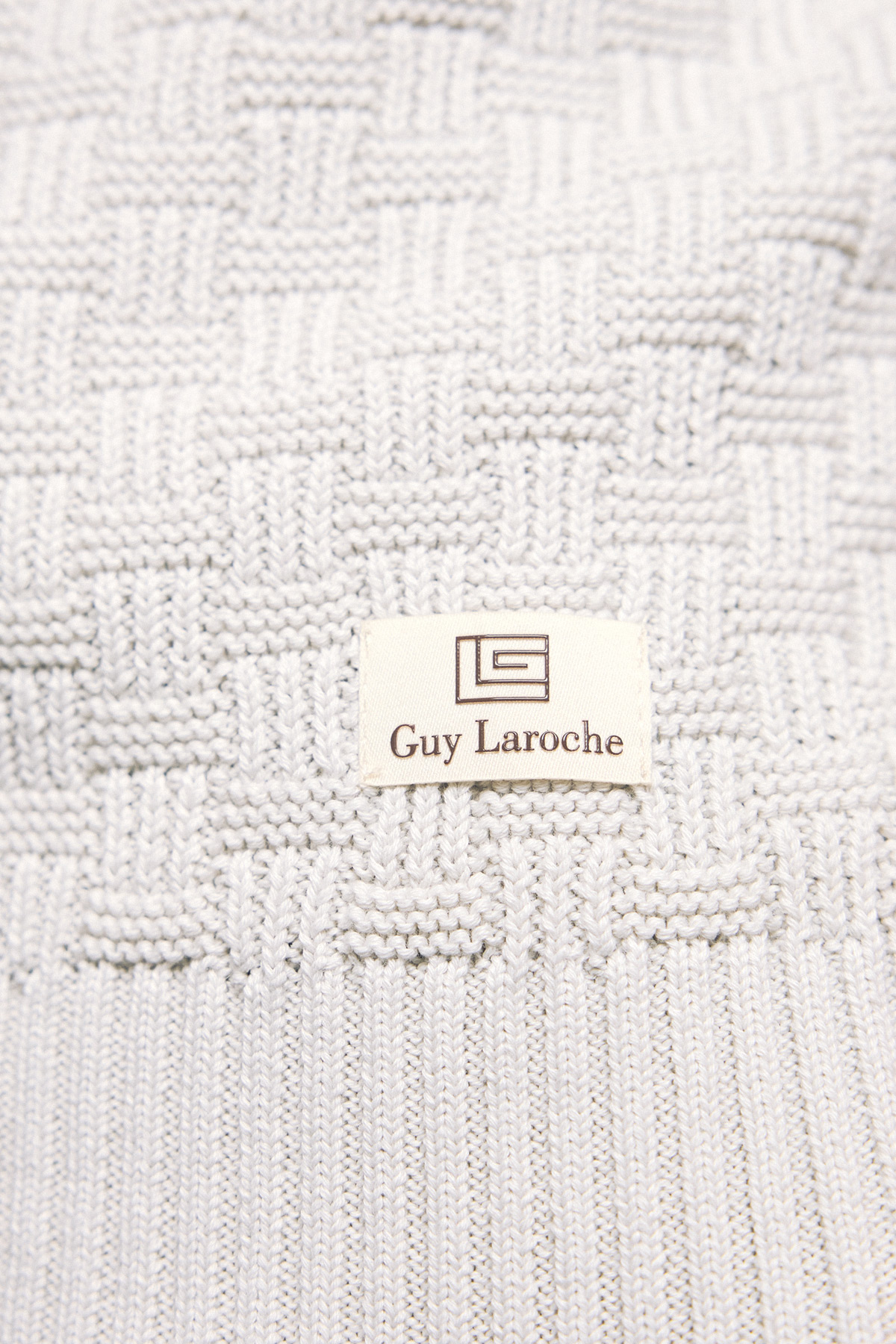 Guy Laroche Μπλούζα Λουπέτο Βαμβακερή σε Χρώμα Πάγου με Regular Fit - Image 6