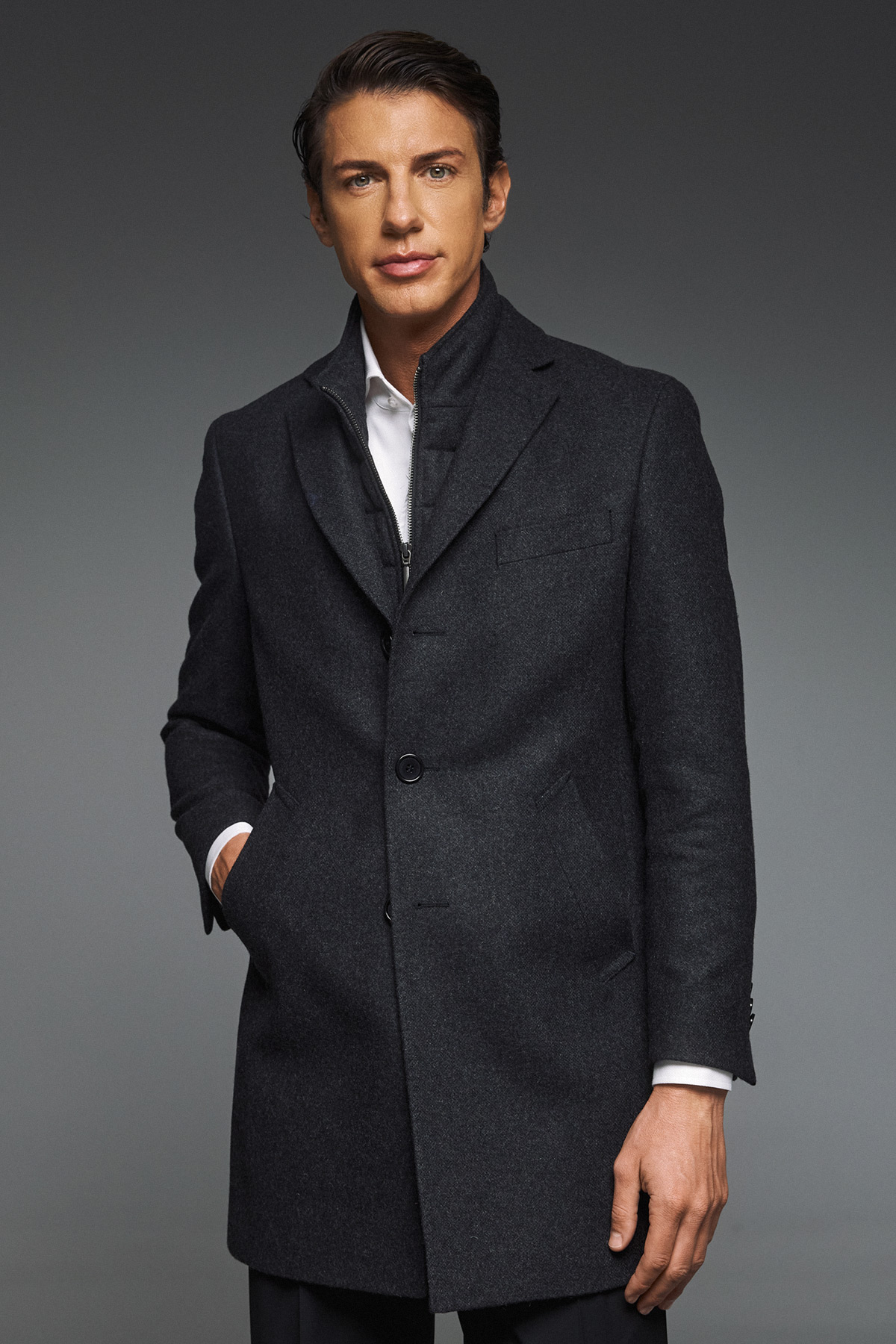 Guy Laroche Παλτό Παρκά Γιλεκούχο σε Χρώμα Ανθρακί - Image 4