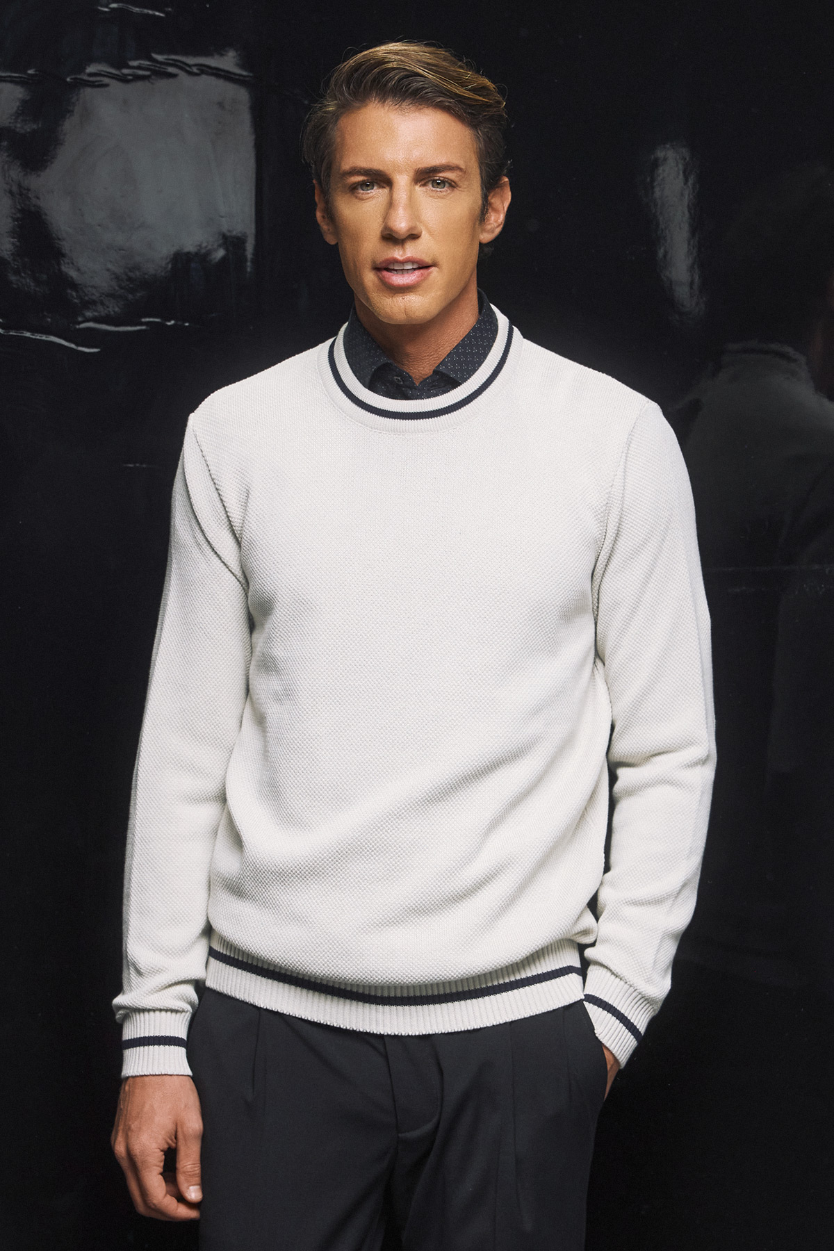 Guy Laroche Μπλούζα Λαιμόκοψη Βαμβακερή σε Χρώμα του Πάγου με Regular Fit - Image 8