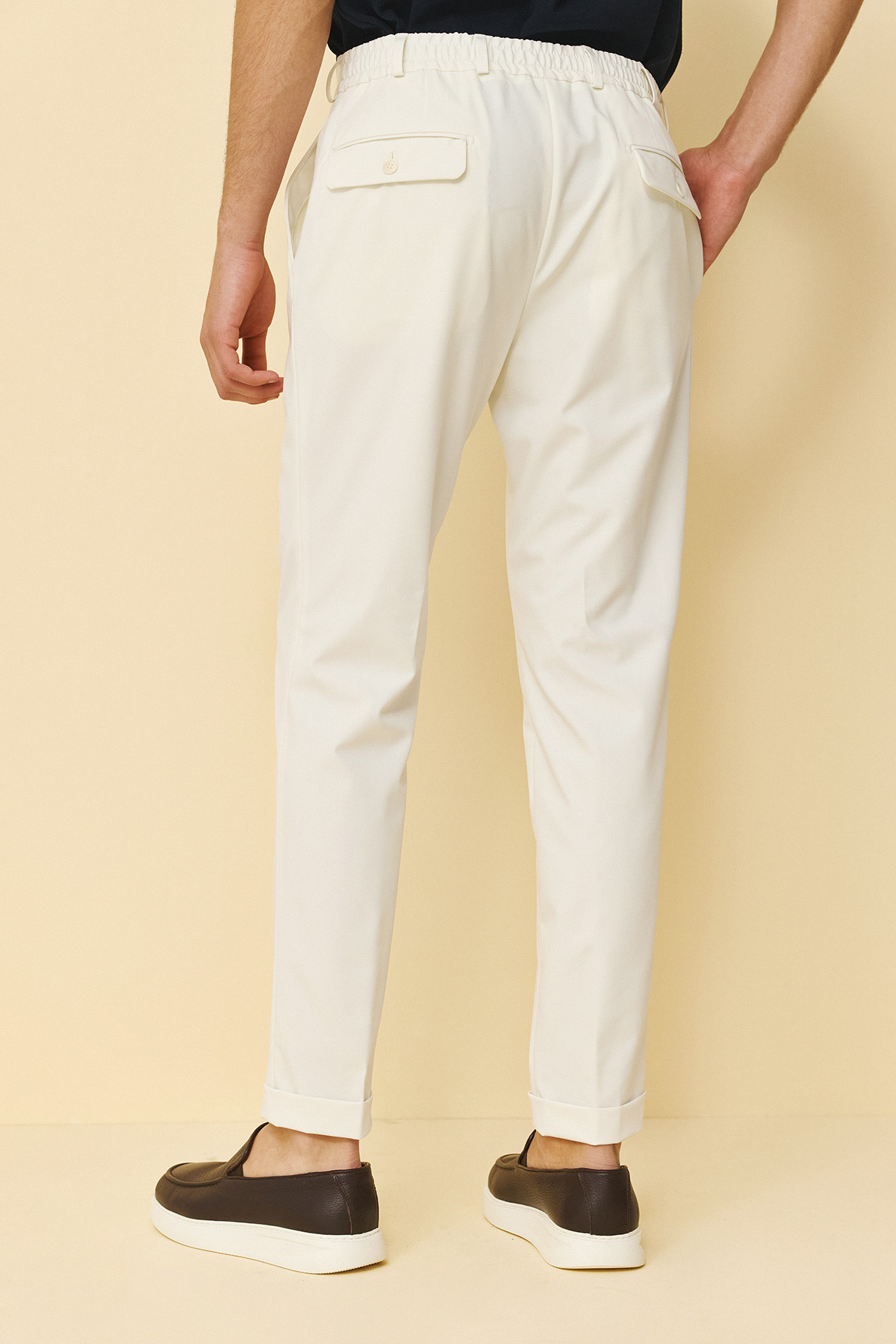 Alternative view of Guy Laroche Παντελόνι με Λάστιχο σε Slim Εφαρμογή, σε Off White Χρώμα