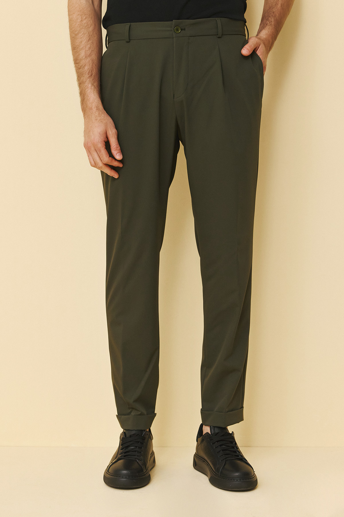 Guy Laroche Παντελόνι με Λάστιχο σε Slim Εφαρμογή, σε Olive Χρώμα