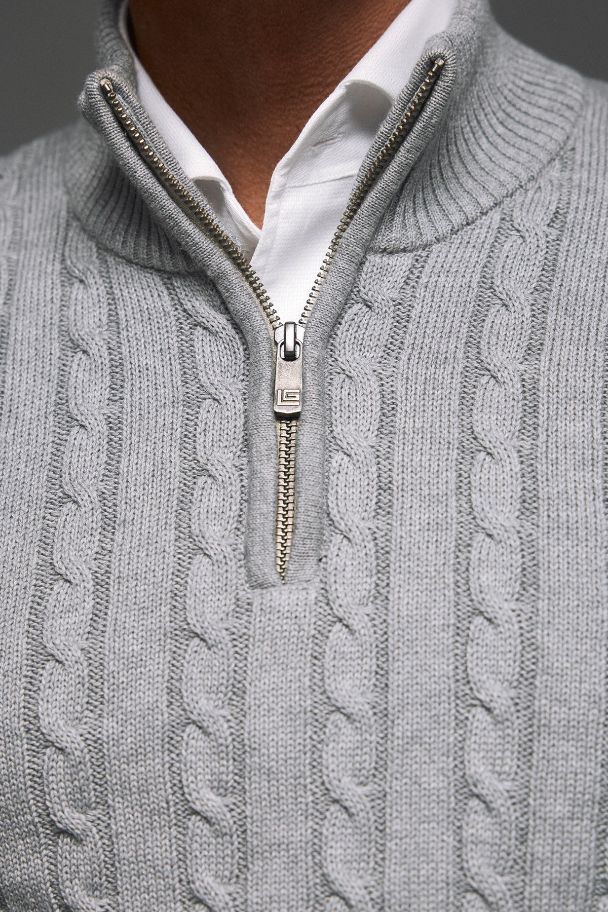 Alternative view of Guy Laroche Πλεκτή Βαμβακερή Μπλούζα με Φερμουάρ σε Grey Χρώμα