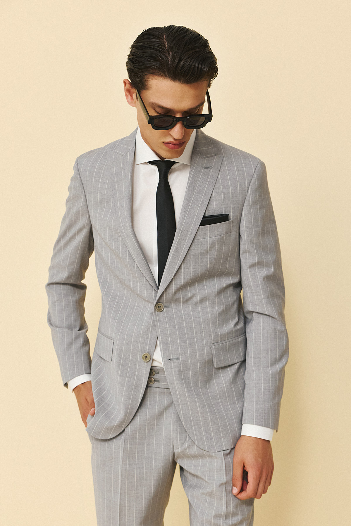 Guy Laroche Κοστούμι Μυτερό Πέτο 856N-098R σε Grey Χρώμα και Slim Fit Εφαρμογή
