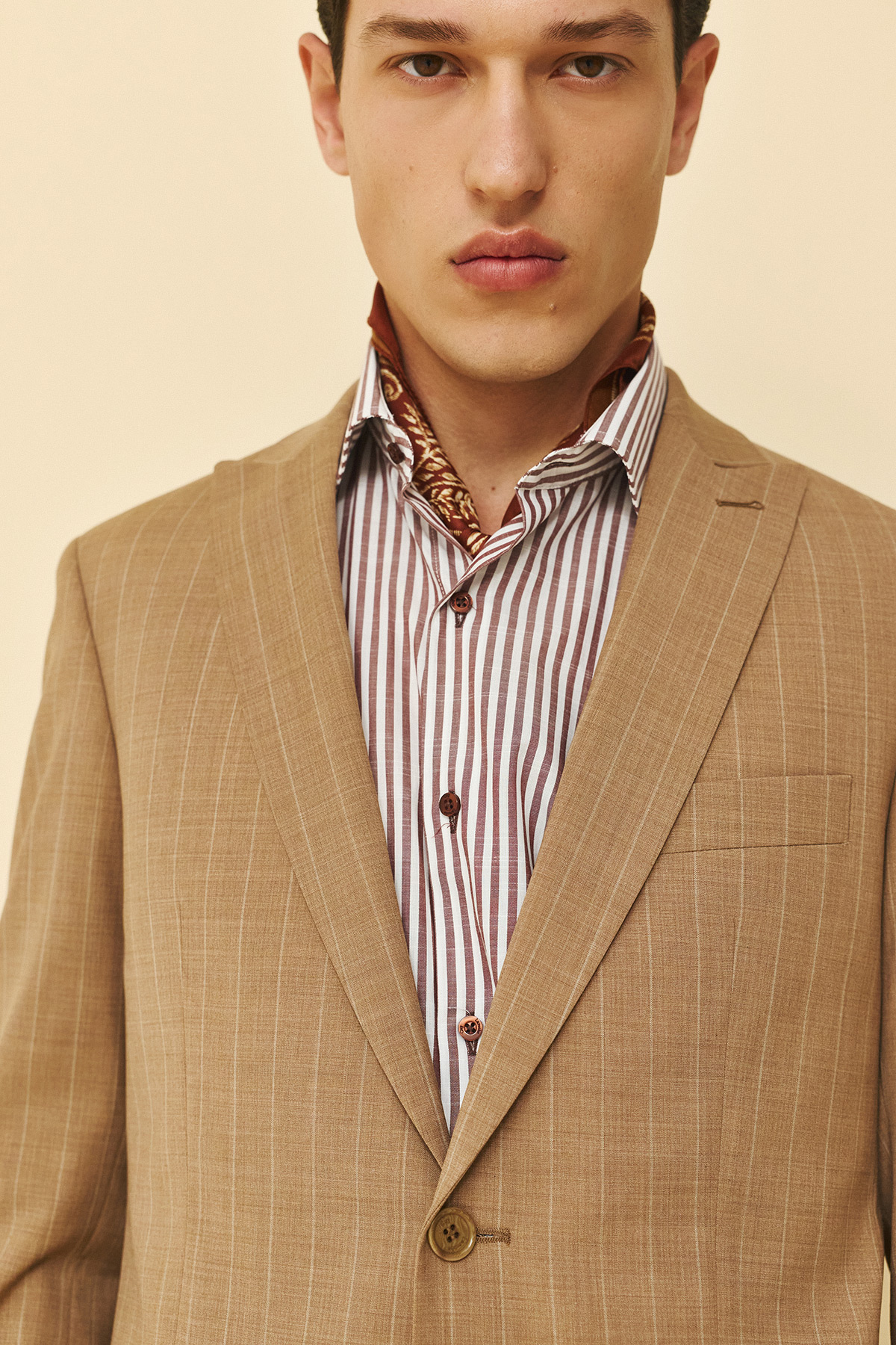 Guy Laroche Κοστούμι Μυτερό Πέτο 856N-098R σε CAMEL Χρώμα και Slim Fit Εφαρμογή - Image 4