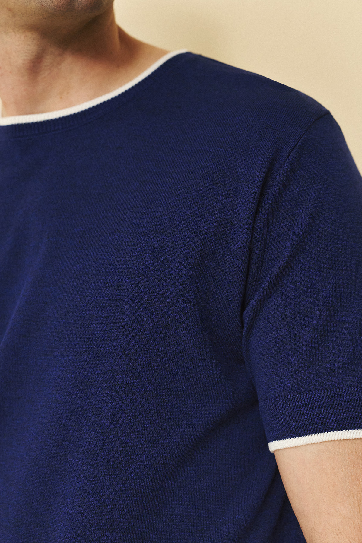Guy Laroche Κοντομάνικη Μπλούζα T-Shirt σε Blue Χρώμα - Image 5